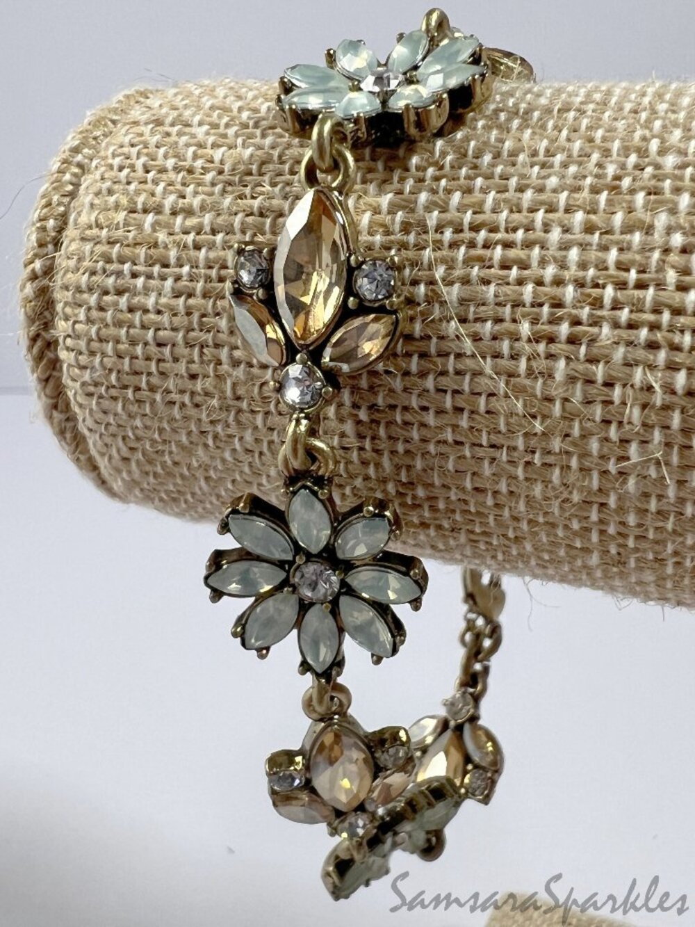 Chloe + Isabel Six-piece Light Blue & Bronze Floral Jewlery Set - Picture 4 of 8
